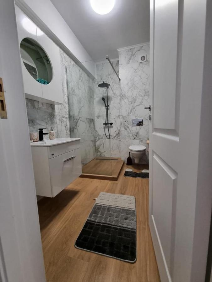 Blue Apartament Mamaia Nord Apartment Navodari Bagian luar foto