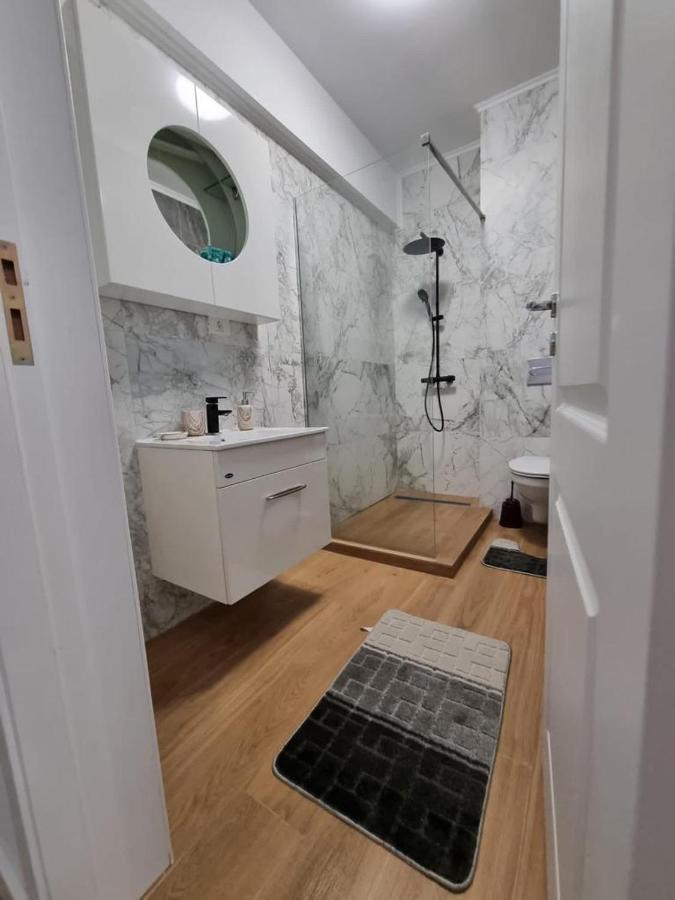 Blue Apartament Mamaia Nord Apartment Navodari Bagian luar foto