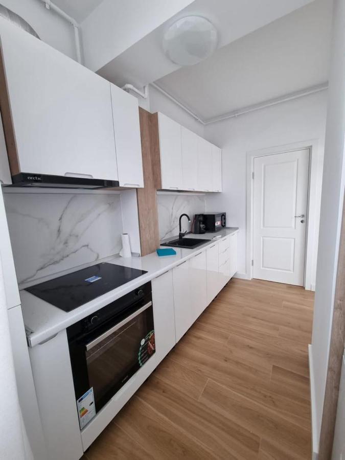 Blue Apartament Mamaia Nord Apartment Navodari Bagian luar foto